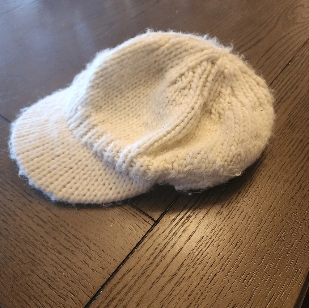 Hat bundle - Picture 4 of 6